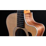 Taylor 212ce Grand Concert Walnut Acoustic-Electric Guitar