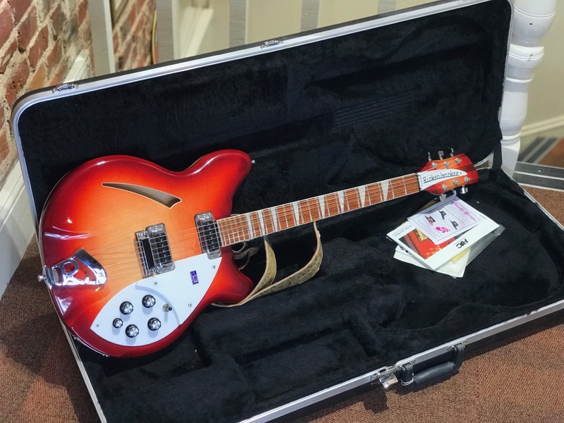 Pre Loved Rickenbacker 360 Fireglo