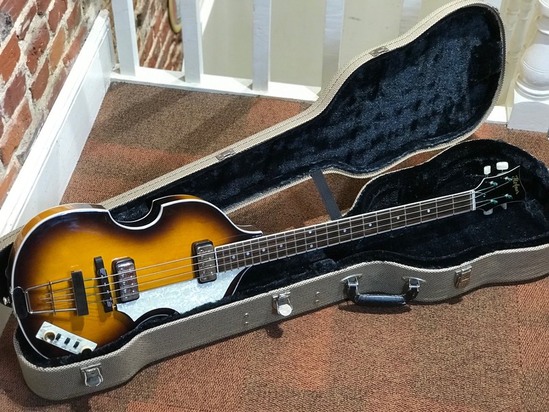 Pre Loved Hofner 500/1 Bass with Hard Case