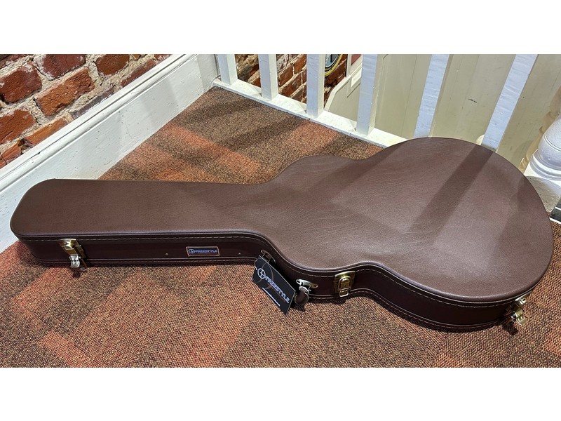 Pre Loved Freestyle 335 Case Brown