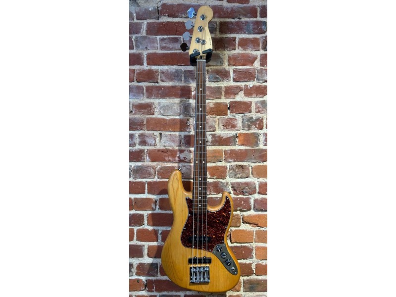 Pre Loved J-Style Bass Natural Defretted Inc Cover Bag
