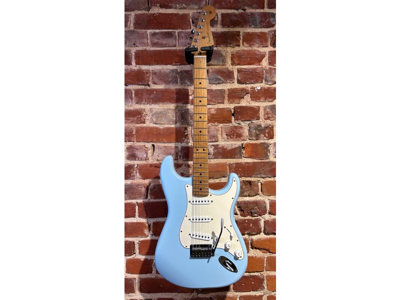 Pre Loved Fender Limited Edition Player Stratocaster Sonic Blue