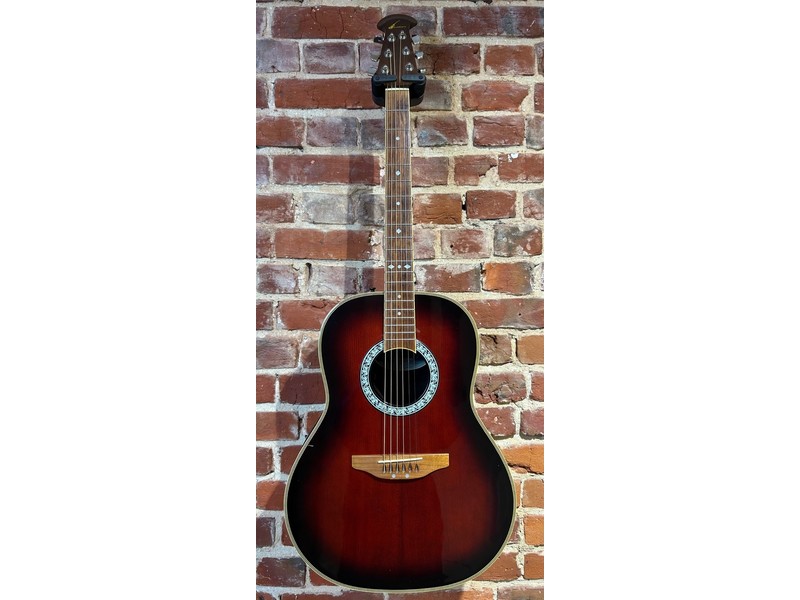 Pre Loved Ovation Celebrity CS 167 Sunburst Inc Bag