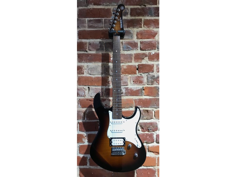 Pre Loved Yamaha Pacifica 212VFM Tobacco Brown Sunburst