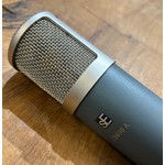 Pre Loved SE Electronics Z5600a Valve Mic Outfit Inc Case