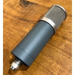 Pre Loved SE Electronics Z5600a Valve Mic Outfit Inc Case