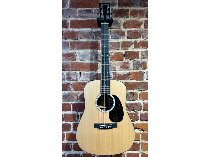 Pre Loved Martin DJR-10E Inc Gig Bag
