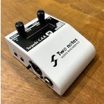 end your pedalboard or amp tone straight to the PA or recording setup with consistent, studio-quality sound. • Adjust every parameter directly from the Torpedo C.A.B. M’s onboard screen, or take full advantage of the Torpedo Remote interface on your computer or mobile device. • Access a complete virtual studio that lets you mic your guitar rig like a professional engineer. • If the built-in 32 cabinets aren’t enough, explore the world’s largest cabinet library via the Two notes Store, or load third-party IRs through your memory card. • The high-contrast, fast-response OLED screen delivers sharp, clear graphics. • All of this comes housed in a compact, rugged metal chassis built to withstand the demands of live performance.  The Torpedo C.A.B. M is the crucial link between your guitar rig and the PA system or audio interface.  Powered by Torpedo Technology, the C.A.B. M provides all the advantages of premium, mic’d-cabinet sound—perfect for players who want to record or perform live without dealing with microphones or complex wiring.  As a standalone unit, the Torpedo C.A.B. M includes 32 Two notes virtual cabinets, 8 microphones, and 8 rooms right out of the box. With the Remote software, you can control the unit from your desktop via USB or wirelessly from your phone or tablet.  Connections: • Instr/Line Input: connect your guitar, pedalboard, or your amp’s speaker output. • Speaker Output: connect your cabinet here when running your amp into the Amp In. • Input Level: choose from three gain settings (-24, 0, +12 dB) to match your source. • USB: control the unit from a Windows or macOS computer using the Remote software. • Power: connect the included power adapter. • Headphone Output: for silent practice or monitoring. • Aux In: play along with backing tracks from an external device. • Ground Lift: eliminate ground loop hum when needed. • DI Out: balanced XLR output for connecting to a mixer or audio interface. • Line Out: balanced TRS output for mixers or audio interfaces.