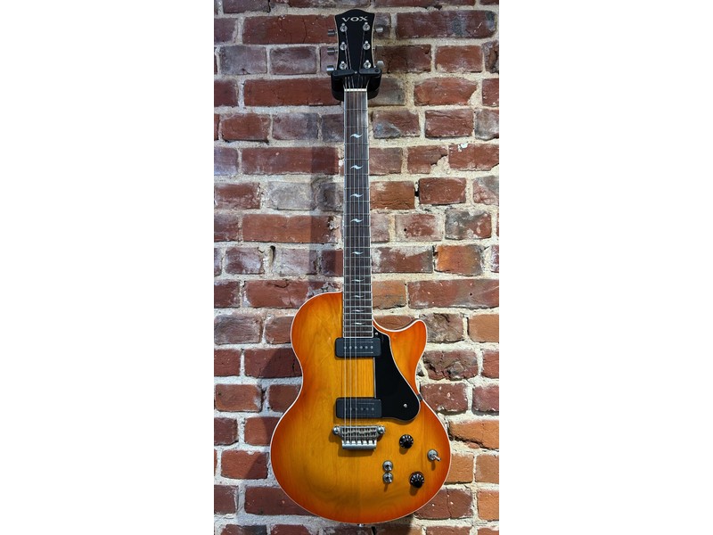 Pre Loved Vox SSC-33 Singlecut Cherryburst Inc Gig bag