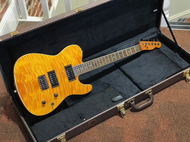 Pre Loved Fender Special Edition Custom Telecaster Flamed Maple Top HH inc Hard Case