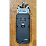 Pre Loved Zoom H5 Handy Recorder Inc 32GB SD Card