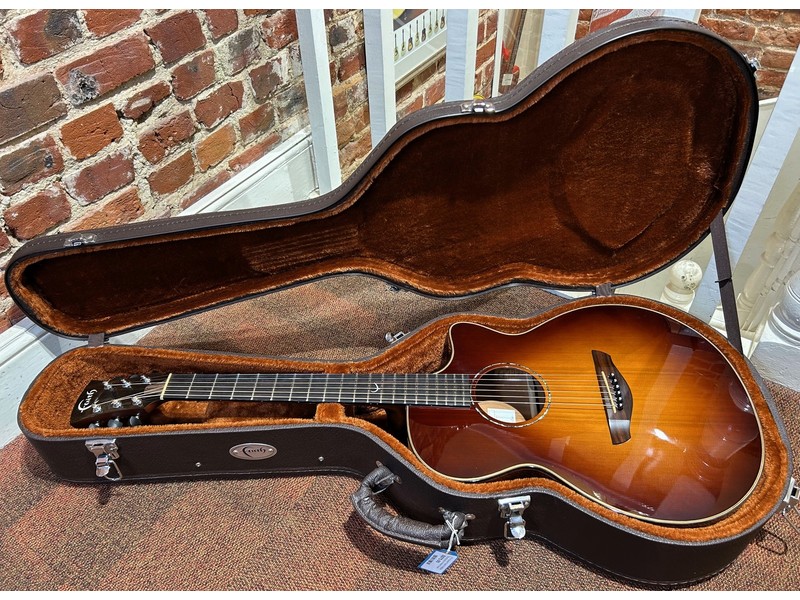 Pre Loved Faith Venus Classic Burst FVSB45, Sunburst Inc Hard Case