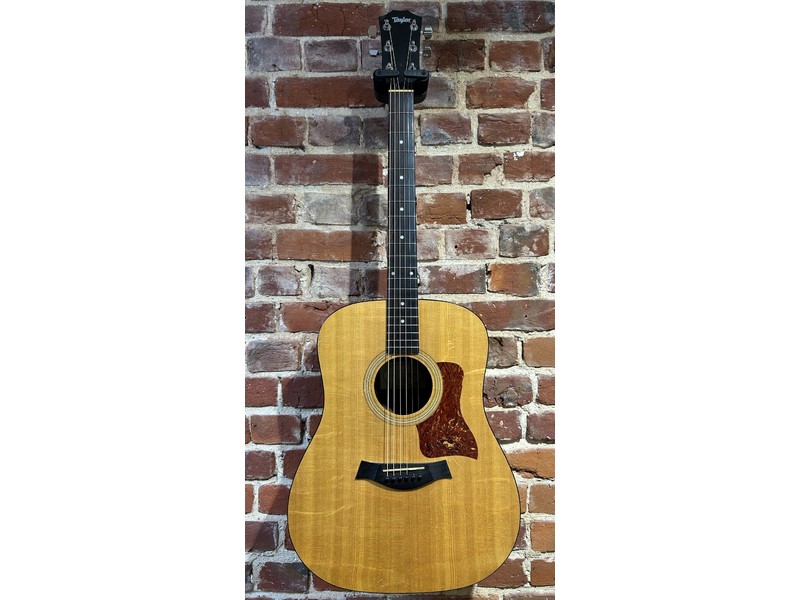 Pre Loved Taylor 110 Inc Fishman Pickup & Hard Case