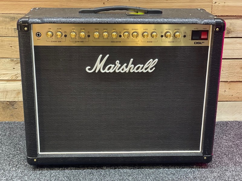 Pre Loved Marshall DSL40CR 2-Channel 40-Watt 1x12" Guitar Combo