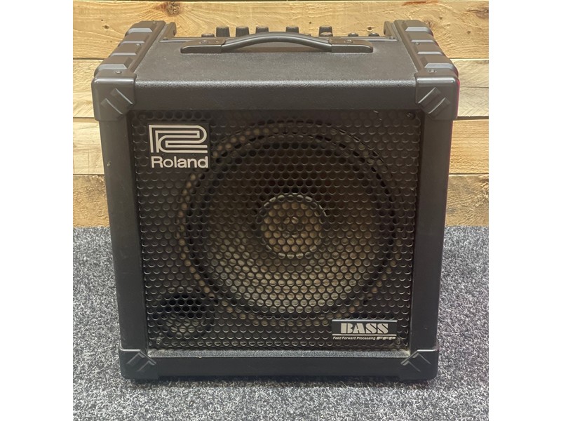 Pre Loved Roland Cube Bass 30 Combo