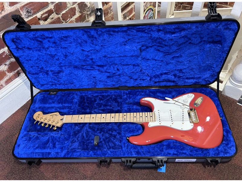 Pre Loved Fender Limited Edition Player Stratocaster Fiesta Red Gold Hardware Inc Hard Case