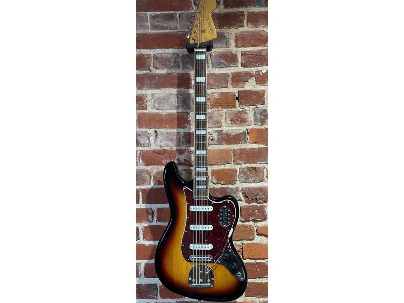 Pre Loved Squier Classic Vibe Bass IV in Tourtech Hardcase