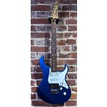 Pre Loved Yamaha Pacifica 521 Metallic Blue