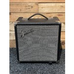 Pre Loved Fender Rumble 15 Bass Combo