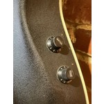 Pre Loved Applause AE-38 Barn Burst Inc Hard Case