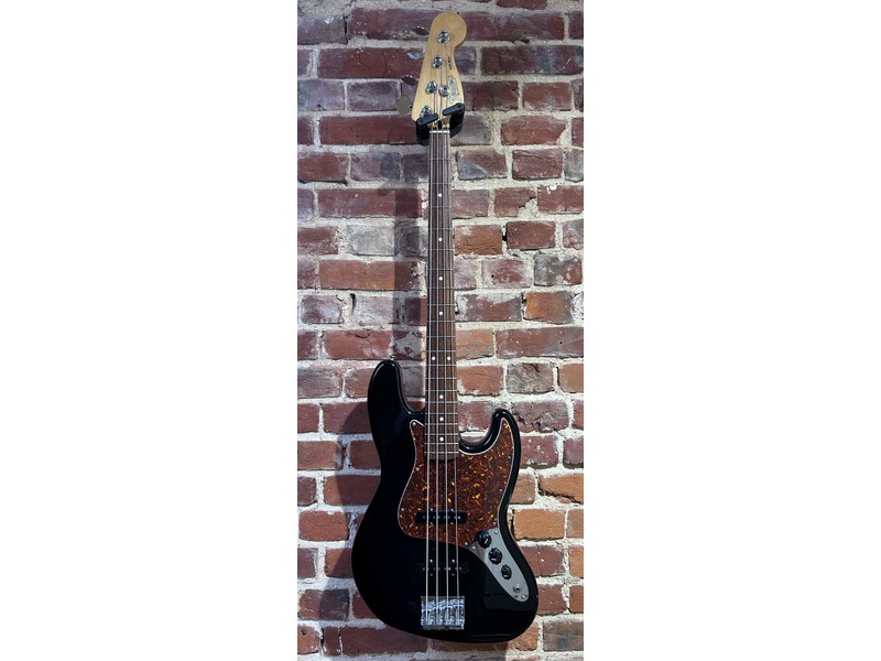 Pre Loved Fender Mexican Standard Jazz Bass Black
