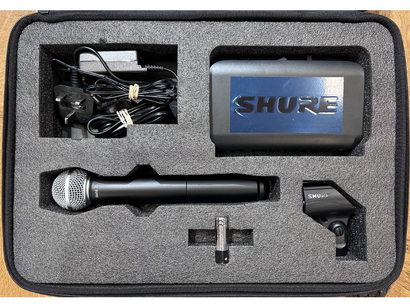 Pre Loved Shure BLX24/SM58 Handheld Wireless Microphone System K3E