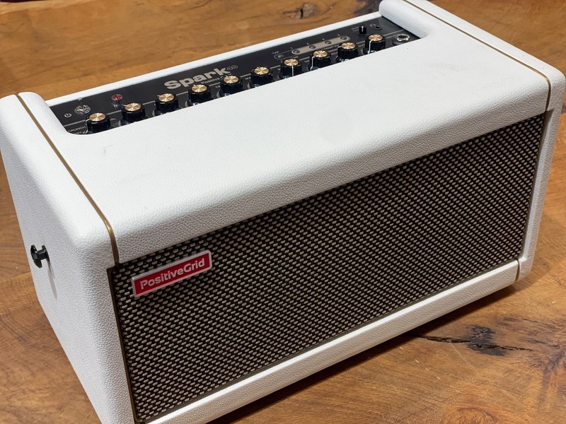 Pre Loved Positive Grid Spark 40 40-Watt 2x4" Modelling Guitar Combo - Pearl White Inc Carry Bag