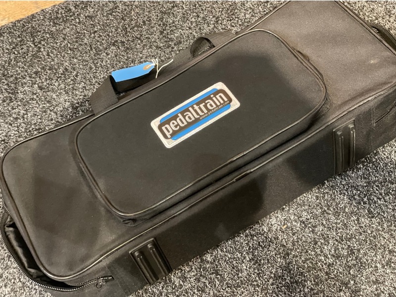 Pre Loved Pedaltrain MIni